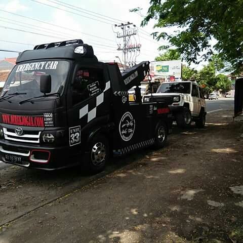 73derek-towing-jogja.jpg