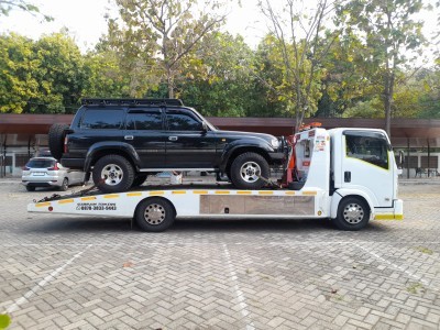 Kirim mobil Yogyakarta|Jasa Derek 24 jam