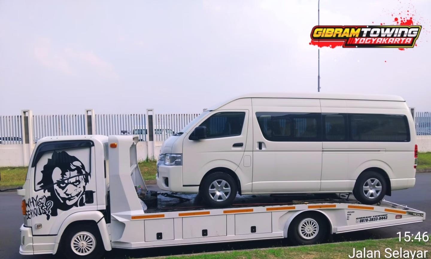 24 Jam Rekomendasi Layanan Jasa Derek Towing Mobil di Blitar Jawa Timur HP 0878383339443